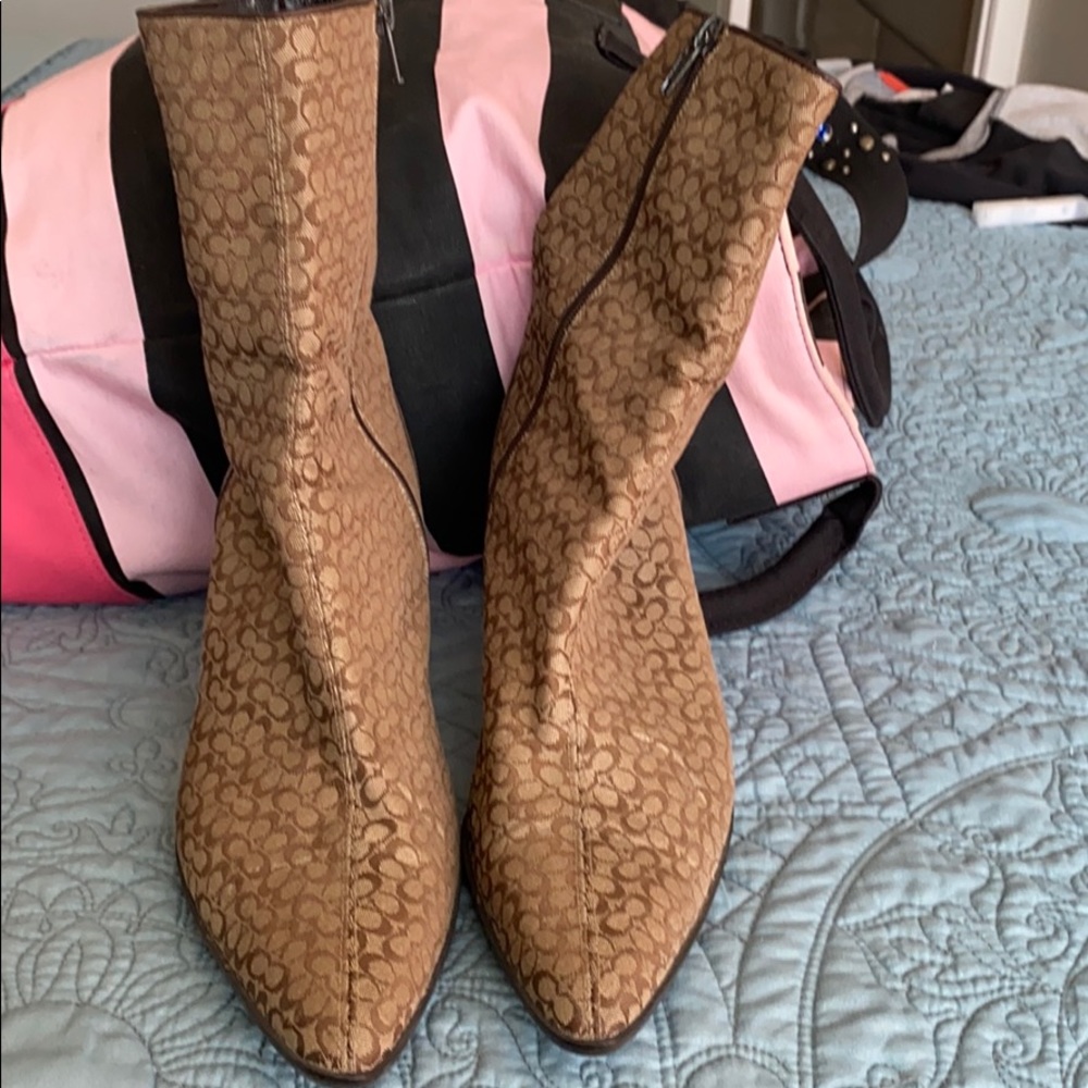 Coach boots